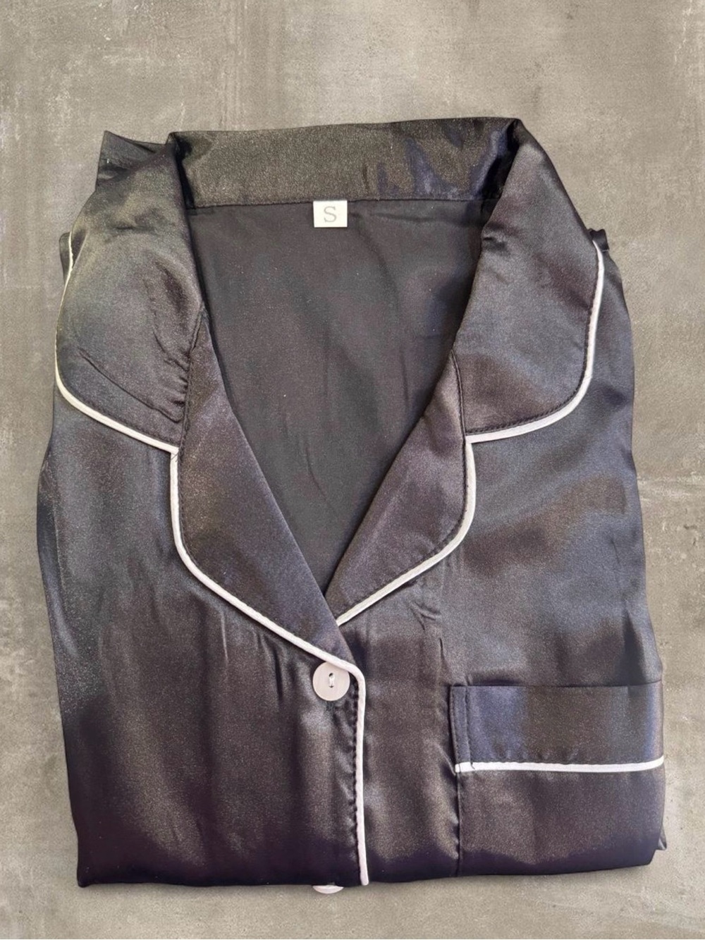 Women's Pajama Set with Contrast Piping - Black - Picture 4 of 6
